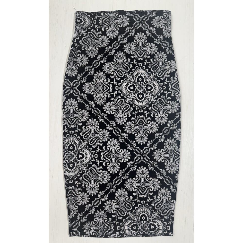 Charlotte Russe Black White Skirt Women's Size XS - Picture 14 of 14